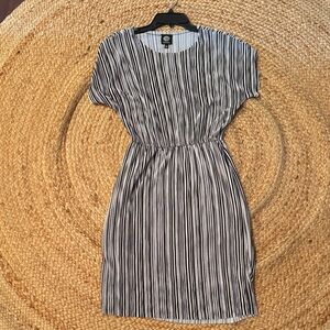 Women's Black & White Striped Casual stretchy Dress